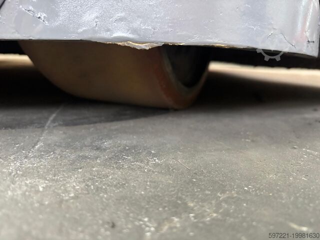 Stivuitoare cu patru direcții Jungheinrich ETV-Q25