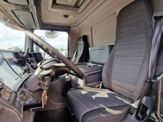  Scania 114G - 8X4 - 3 deck - double ramp -  steel / air