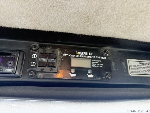  Caterpillar 775D