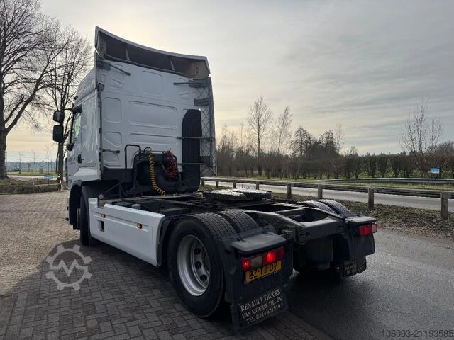 Standard-SZM Renault Premium 385