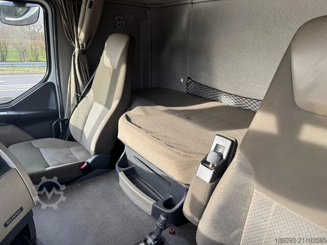 Standard-SZM Renault Premium 385