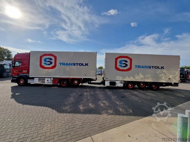 Refrigerated/frozen transport Scania R580 Topline 6x2*4 Frigo + Burg trailer - Retar...