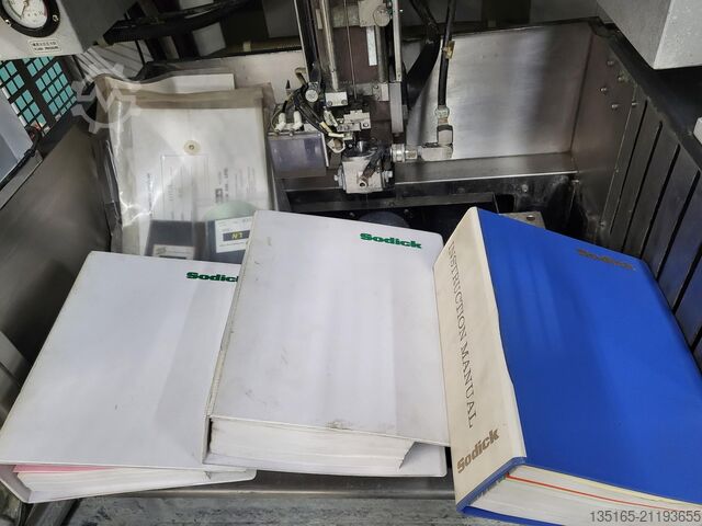 μηχάνημα συρματερης διαβρώσεως Sodick AQ 300 L