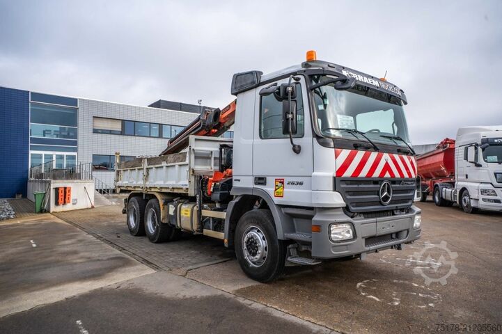 Camion-benne avec grue MERCEDES ACTROS 2636 K - PK 16502