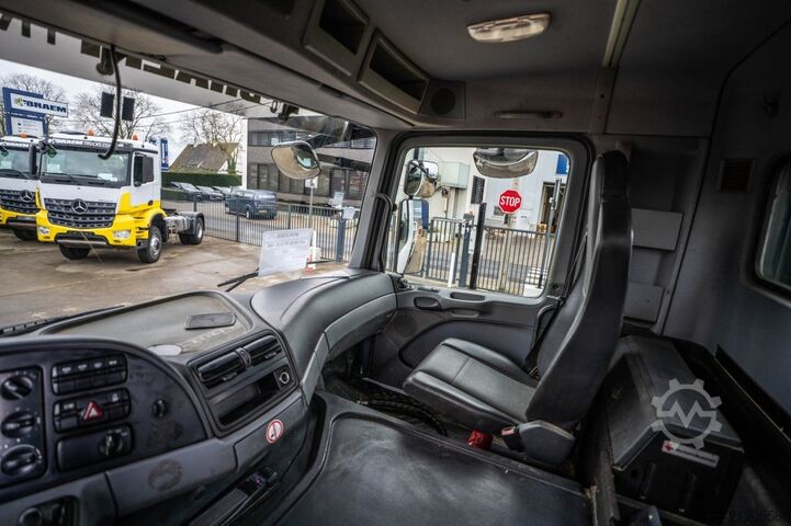 Camion-benne avec grue MERCEDES ACTROS 2636 K - PK 16502