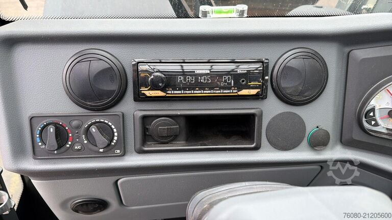 Telehandler Liebherr T42-7S (INCL BUCKET / BE MACHINE / LIKE NEW / 7...