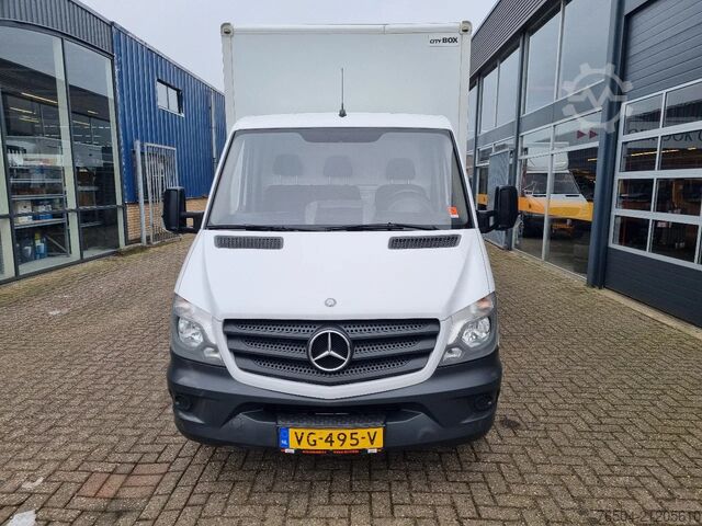 Closed box Mercedes-Benz Sprinter 313 CDI Koffer LBW 21M3 Trekhaak