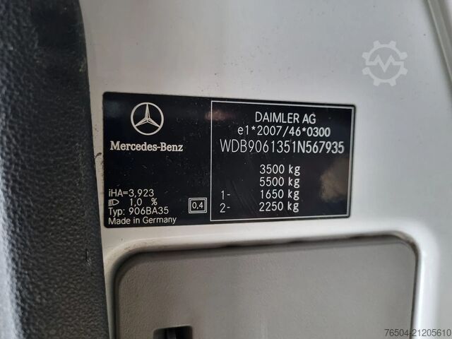 Closed box Mercedes-Benz Sprinter 313 CDI Koffer LBW 21M3 Trekhaak