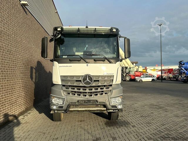 Haakarmsysteem Mercedes-Benz AROCS 4148 8X4 MET MULTILIFT ULT T 21 S51 HAAKA...