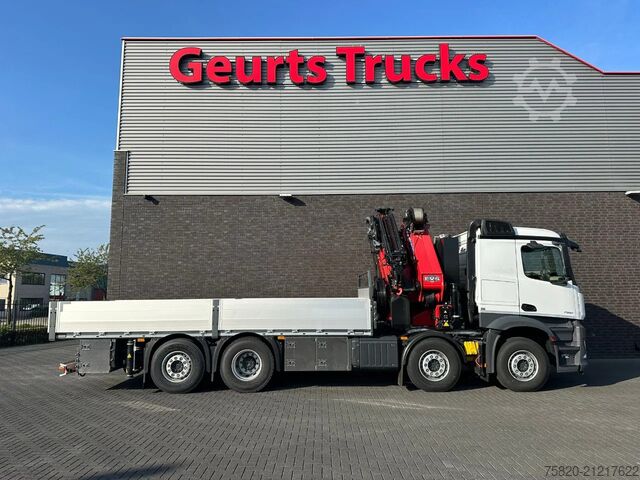 Vrachtwagen met kraan Mercedes-Benz Arocs 3251 8X2 + HMF 7020-K7 FJ 1400-K6 KRAAN/K...