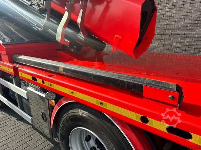 Vrachtwagen met kraan Volvo FH 540 10X4 + FASSI F1650RAL.2.28 + JIB L616L K...