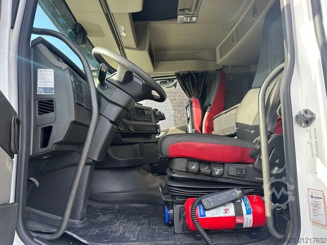 Vrachtwagen met kraan Volvo FH 540 10X4 + FASSI F1650RAL.2.28 + JIB L616L K...