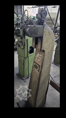 Dispozitiv de stelare pentru pânze de ferăstrău panglică GNH 