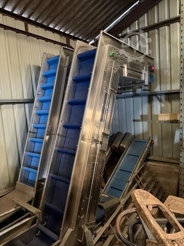 Transportador elevador con cinta con tacos Large Conveyor Swan neck