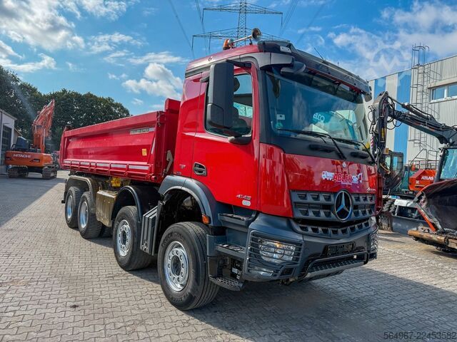 Camion ribaltabile trilaterale MERCEDES-BENZ Arocs 4146 3.S.K Bordmatic