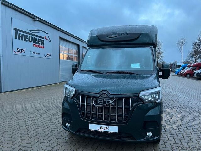 Trasportatore di bestiame RENAULT Master STX 5 Sitzer  Standard Nur 4102 KM