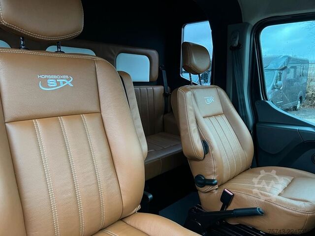 Trasportatore di bestiame RENAULT Master STX 5 Sitzer  Standard Nur 4102 KM