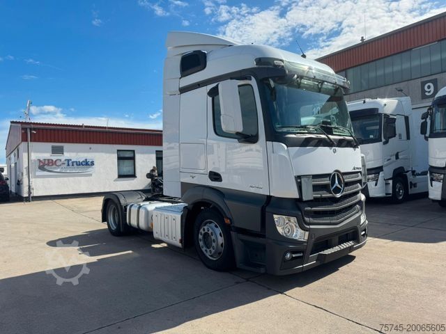 Volume trekker MERCEDES-BENZ ACTROS 1843 RETARDER*VOLUMEN*GUT BEREIFT*2xTANK