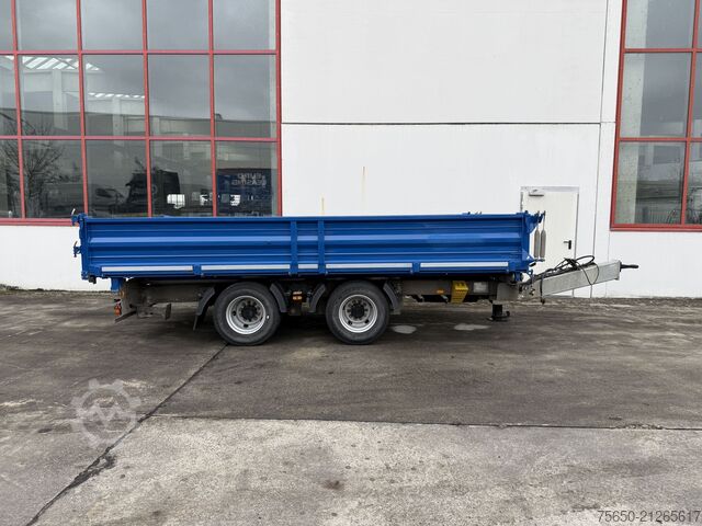 Třístranný sklápěcí přívěs  18 k  18 t Tandemkipper- Tieflader, BreitbereiftWenig Benutzt