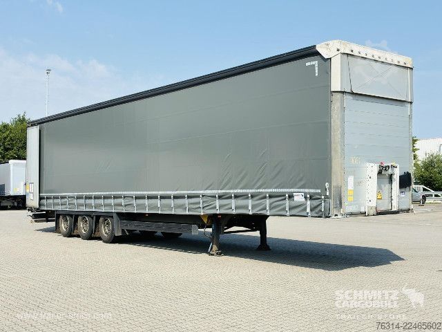 Semirimorchio con telone Schmitz Cargobull Curtainsider Mega Getränke