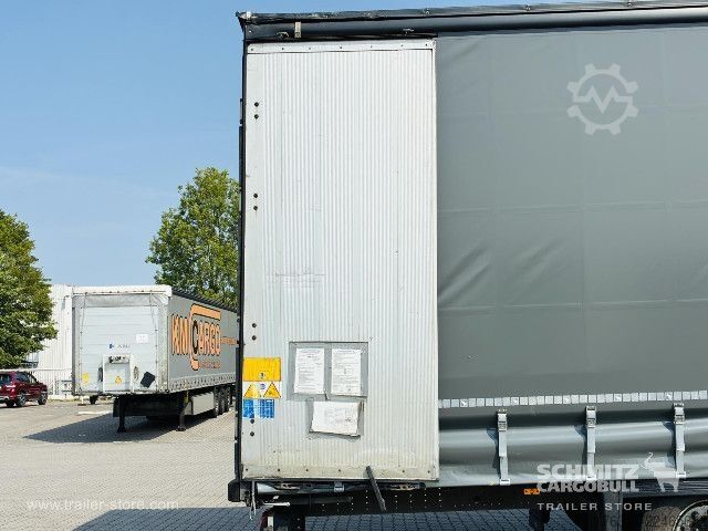 Semirimorchio con telone Schmitz Cargobull Curtainsider Mega Getränke