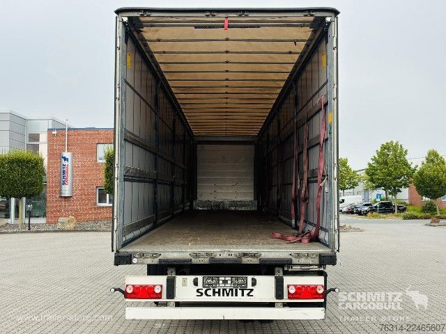 Semirimorchio con telone Schmitz Cargobull Curtainsider Standard Getränke
