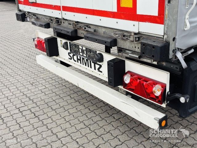 Semirimorchio con telone Schmitz Cargobull Curtainsider Standard Getränke