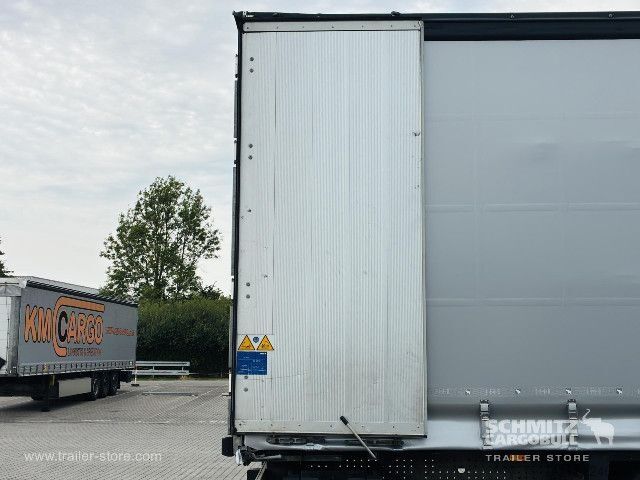 Semirimorchio con telone Schmitz Cargobull Curtainsider Standard Getränke