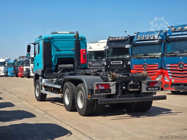 Camion scarrabile MAN TGA 26.440 * ABROLLKIPPER * BLATT * KLIMA *