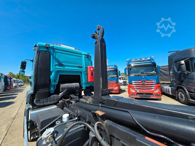 Camion scarrabile MAN TGA 26.440 * ABROLLKIPPER * BLATT * KLIMA *