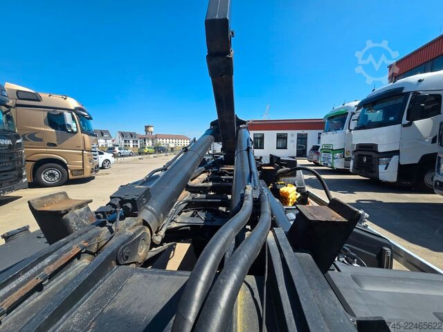 Camion scarrabile MAN TGA 26.440 * ABROLLKIPPER * BLATT * KLIMA *