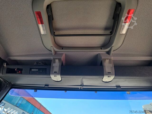 Camion scarrabile MAN TGA 26.440 * ABROLLKIPPER * BLATT * KLIMA *