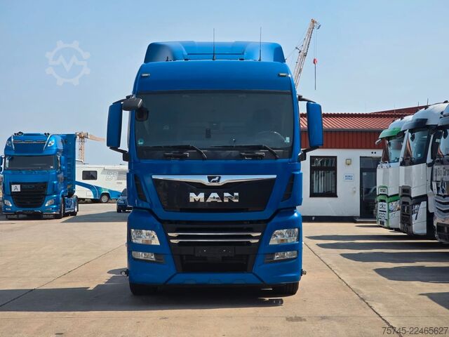 Trattore stradale standard MAN TGX 18.510 *ACC*2X TANK * RETARDER*1.HAND