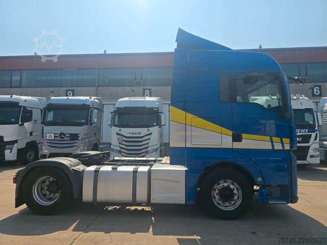 Trattore stradale standard MAN TGX 18.510 *ACC*2X TANK * RETARDER*1.HAND