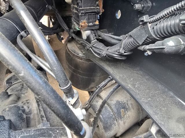 Trattore stradale standard IVECO S-WAY 530 * RETARDER * 2 X TANK * ACC * WENIG KM
