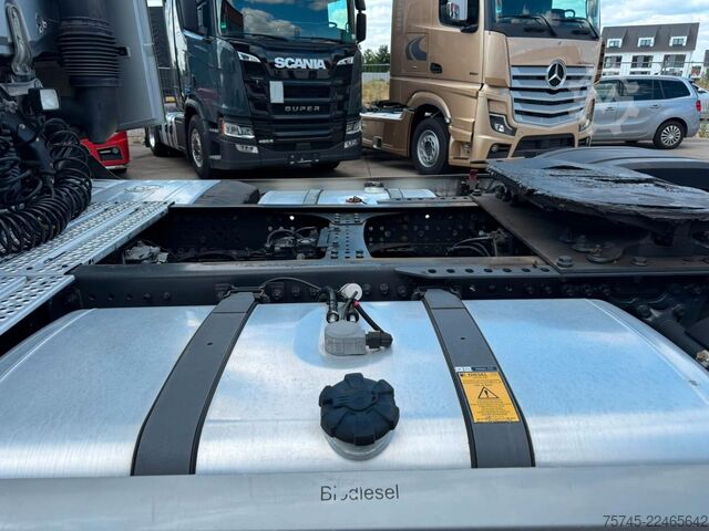 Trattore stradale standard MERCEDES-BENZ ACTROS 1846 * ADR * RETARDER * STANDKLIMA * ACC