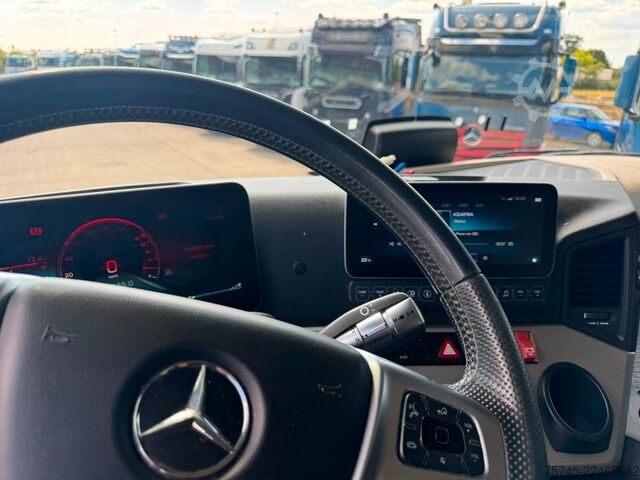Trattore stradale standard MERCEDES-BENZ ACTROS 1846 * ADR * RETARDER * STANDKLIMA * ACC