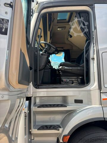 Trattore stradale standard MERCEDES-BENZ ACTROS 1846 * ADR * RETARDER * STANDKLIMA * ACC