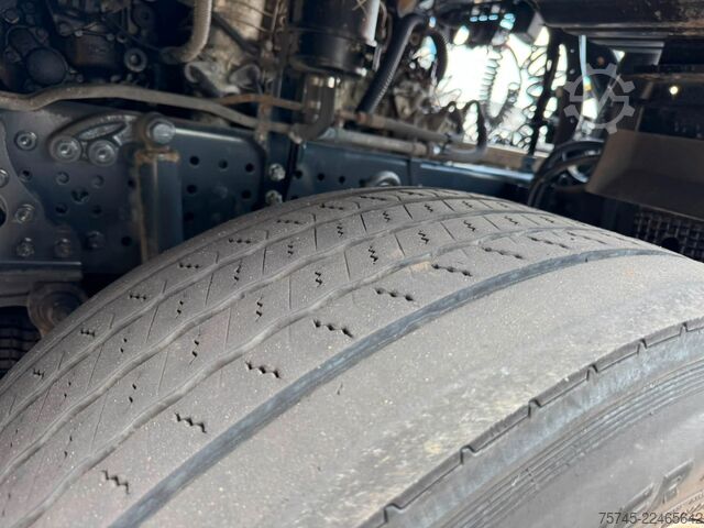 Trattore stradale standard MERCEDES-BENZ ACTROS 1846 * ADR * RETARDER * STANDKLIMA * ACC