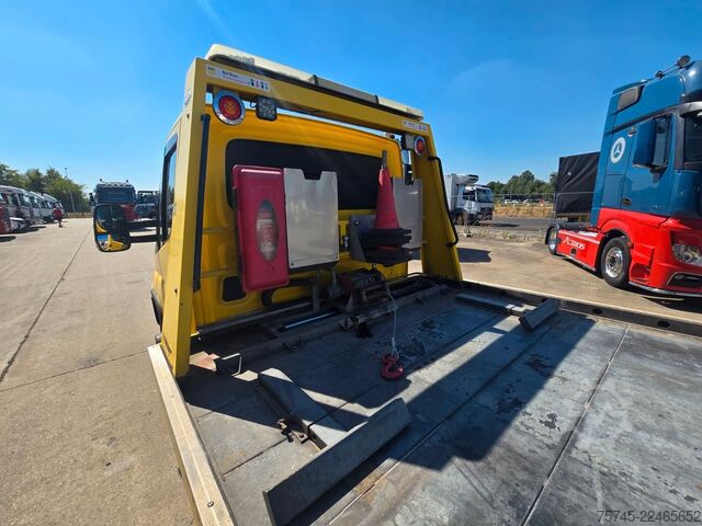 Carro attrezzi IVECO DAILY 70C18 * SCHIEBEPLATEAU * KLIMA * SPURHALTE