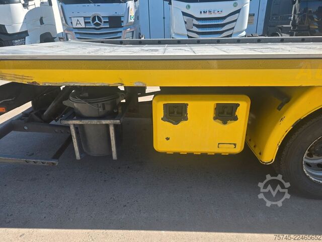 Carro attrezzi IVECO DAILY 70C18 * SCHIEBEPLATEAU * KLIMA * SPURHALTE