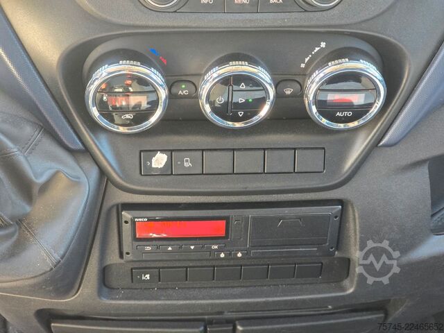 Carro attrezzi IVECO DAILY 70C18 * SCHIEBEPLATEAU * KLIMA * SPURHALTE