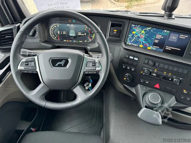 Faanyagszállító MAN TGS 26.520 6x4-4 BL Schemel Epsilon Kran