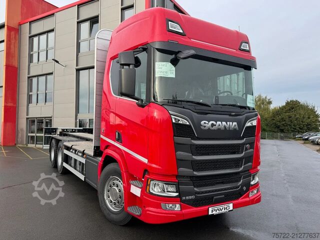 Přepravník dřeva Scania R590 6x4 Kurzholz Kran und Schemel nach Wahl