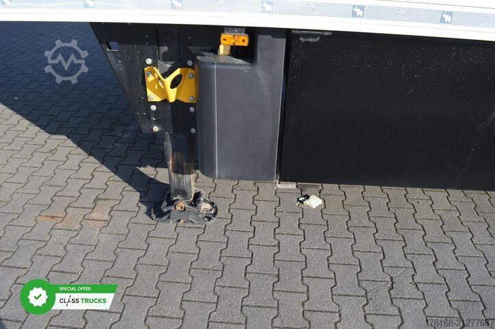 Semi-reboque frigorífico SCHMITZ CARGOBULL SKO FP 45 Carrier Vector 1550