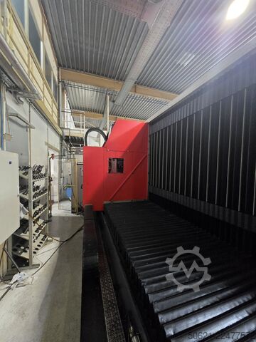 Universal-Bearbeitungszentrum 5 Achsen v Matec 30HV