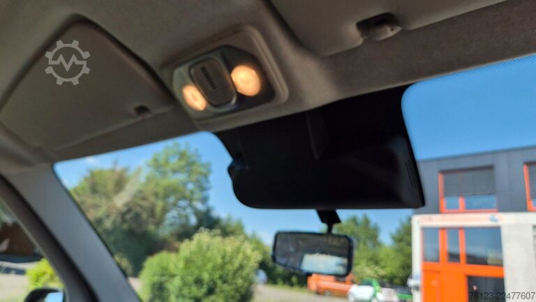 Magas tetős furgon PEUGEOT Boxer  Hochraum 9 Sitzer L3H2 verglast BlueHDi