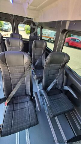 Magas tetős furgon PEUGEOT Boxer  Hochraum 9 Sitzer L3H2 verglast BlueHDi