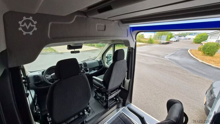 Magas tetős furgon PEUGEOT Boxer  Hochraum 9 Sitzer L3H2 verglast BlueHDi
