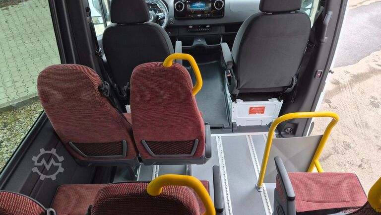 Minibusz MERCEDES-BENZ Sprinter Lord Light 22 Sitzer Lagerfahrzeug Akti